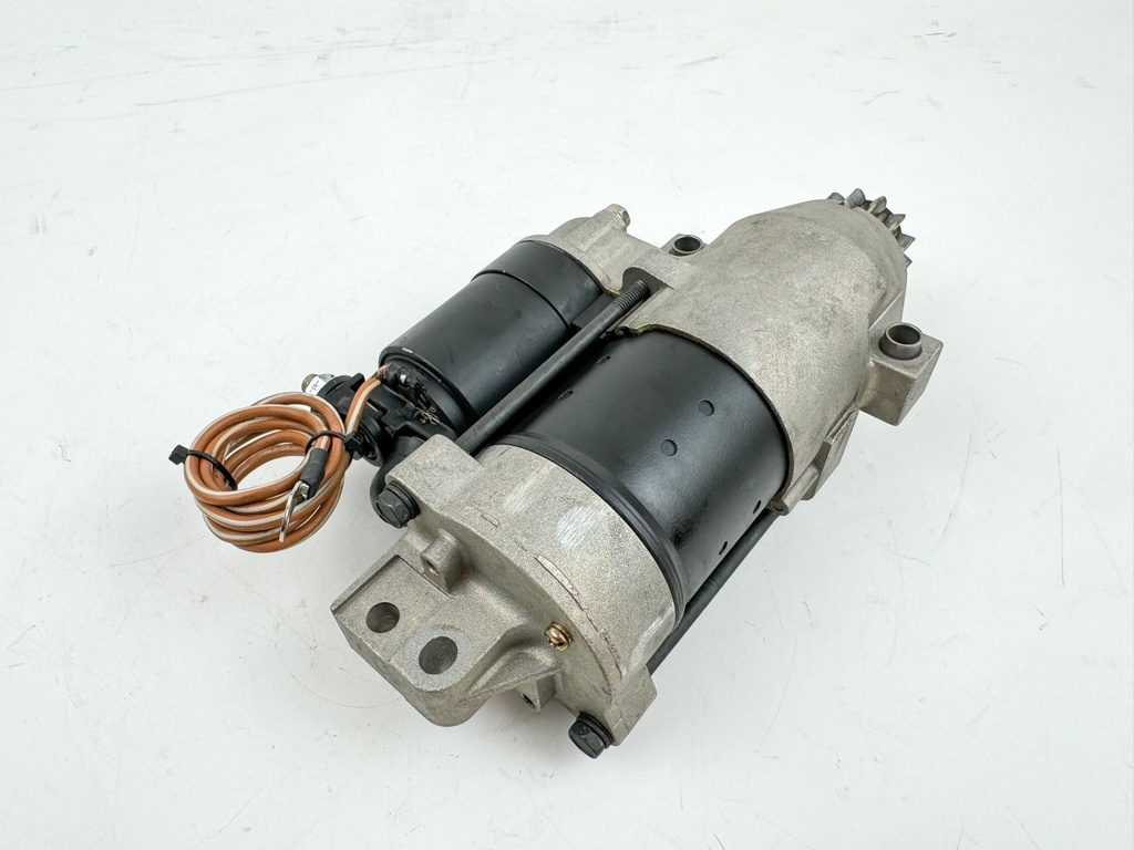 2002 Yamaha 200 HP 2 Stroke Outboard Starter Motor 68F-81800-01-00 OEM