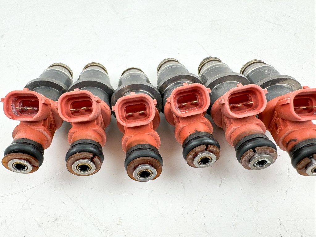 2002 Yamaha 200 HP 2 Stroke Outboard Fuel Injector Set 68F-13761-00-00 OEM