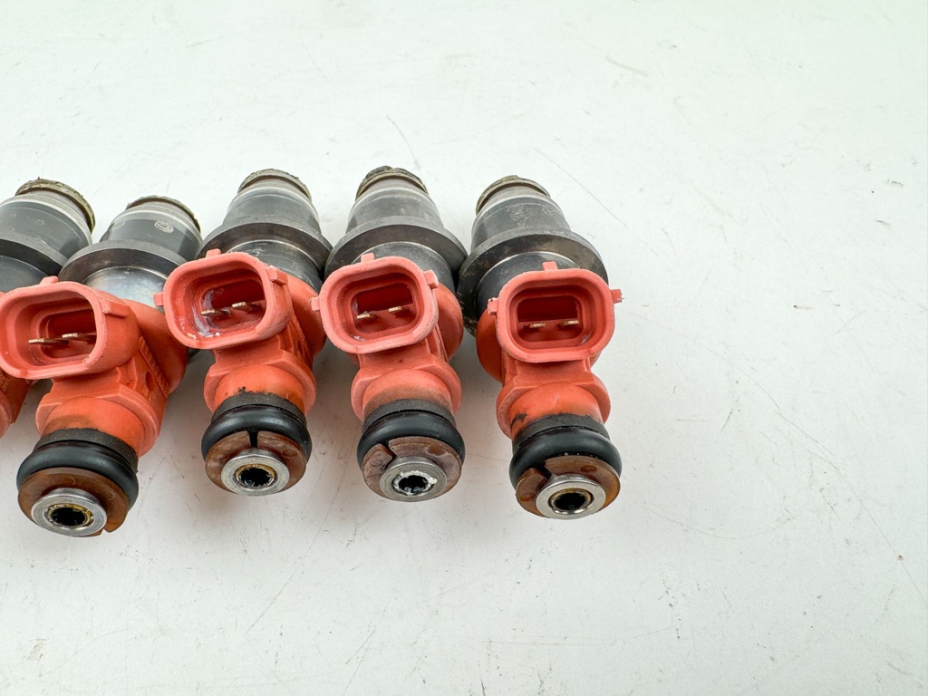 2002 Yamaha 200 HP 2 Stroke Outboard Fuel Injector Set 68F-13761-00-00 OEM