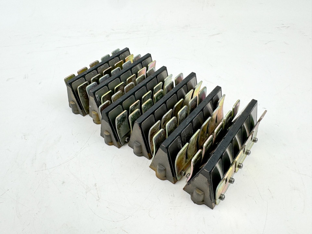 2000 + Yamaha 150 175 200 225 2 Stroke Outboard Reed Valve Assembly 65L-13610-01-00