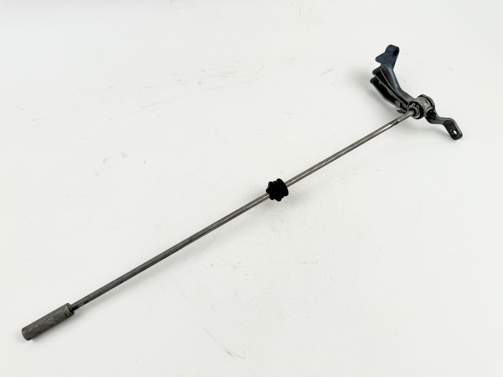 2002 Yamaha 200 HP 2 Stroke Outboard Shift Shaft 6E5-44120-03-00 OEM