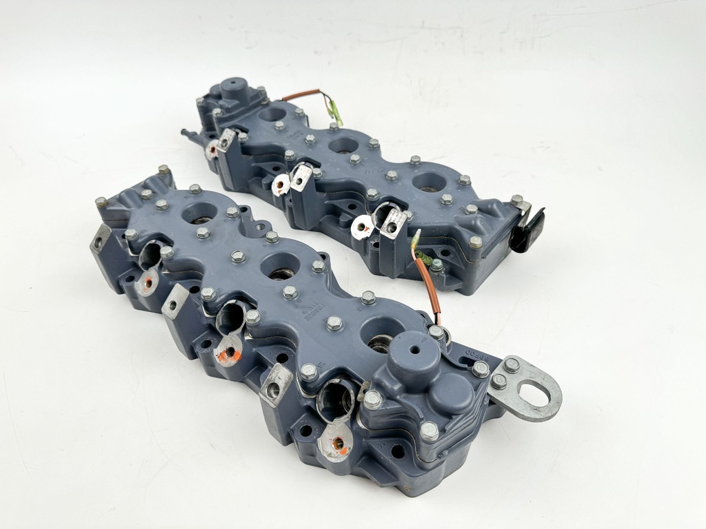 2002 Yamaha 200 HP 2 Stroke Outboard Cylinder Head Set 68F-11111-00-94 OEM