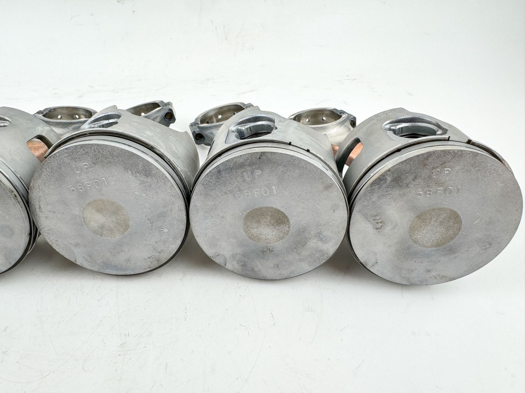 2002 Yamaha 200 HP 2 Stroke Outboard Piston & Connecting Rod Set 64D-11642-02-90 OEM