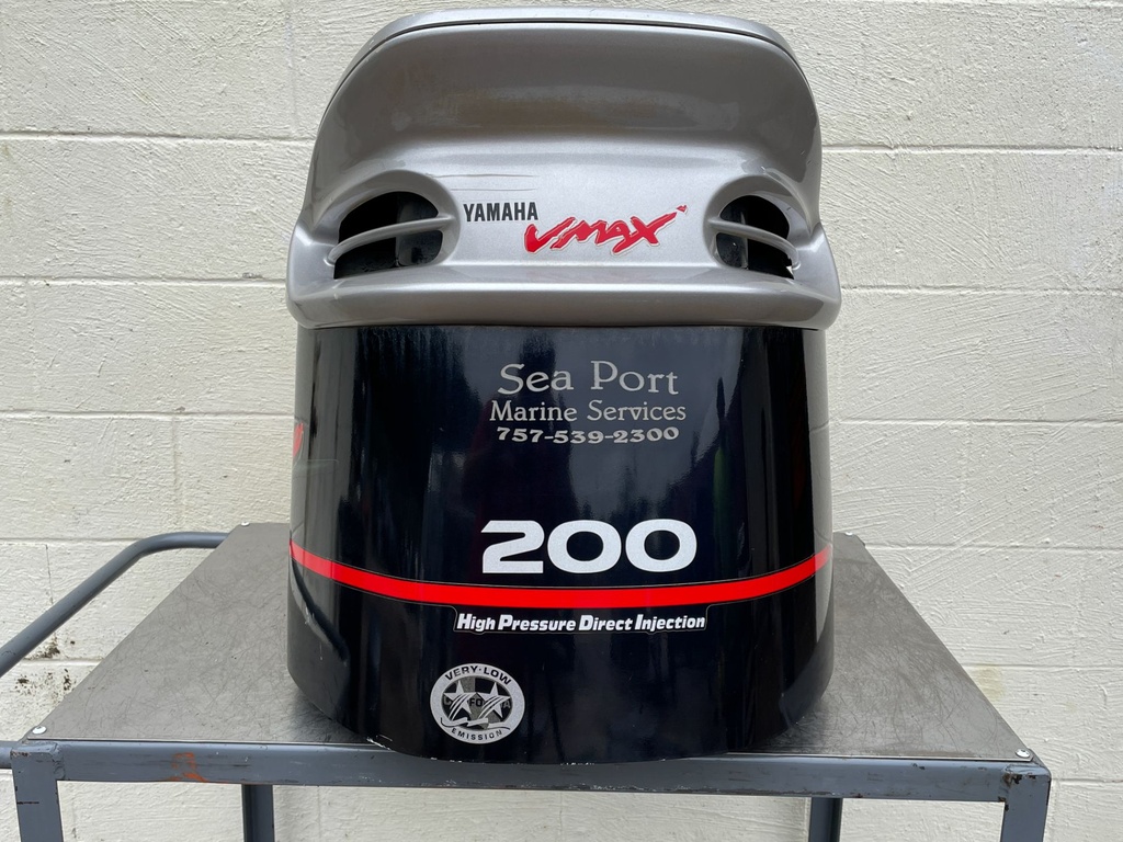 2002 Yamaha 200 HP 2 Stroke Outboard Top Cowling 60F-42610-N0-NA OEM