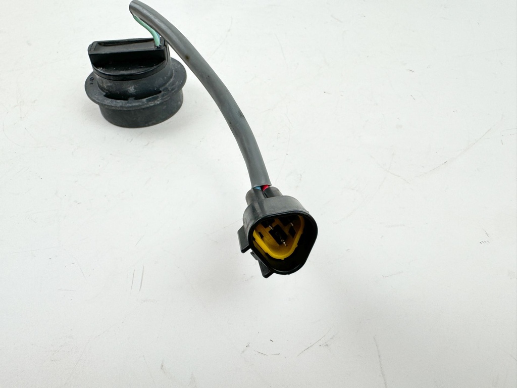 2002 Yamaha 200 HP 2 Stroke Outboard Trim Switch OEM