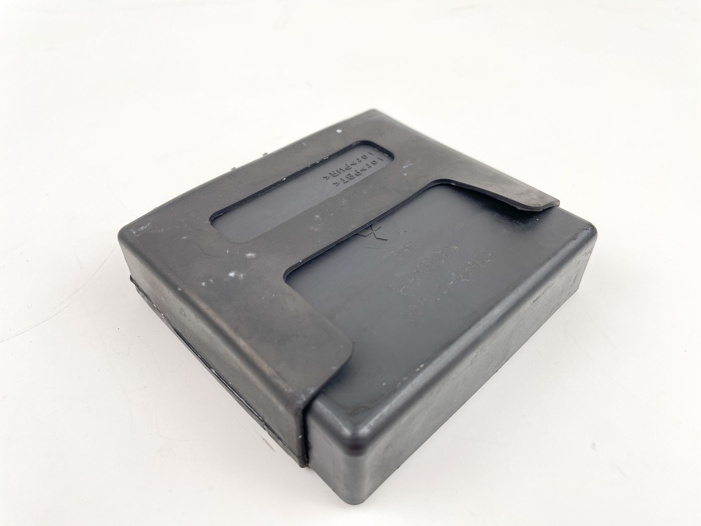 2002 Suzuki 40 HP 4 Stroke Outboard Engine Control Unit ECU 33920-87J21 OEM