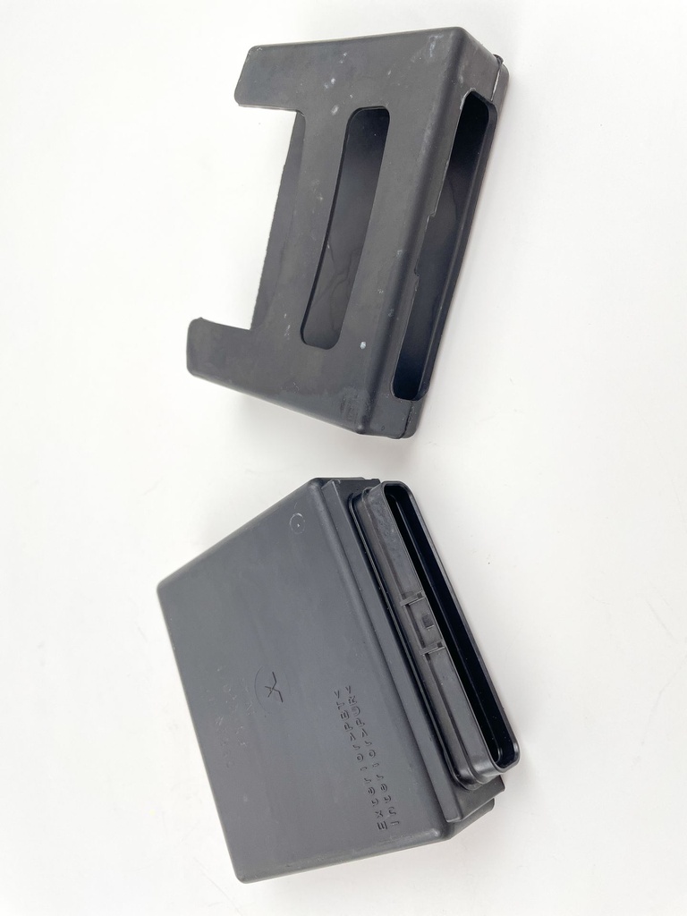 2002 Suzuki 40 HP 4 Stroke Outboard Engine Control Unit ECU 33920-87J21 OEM