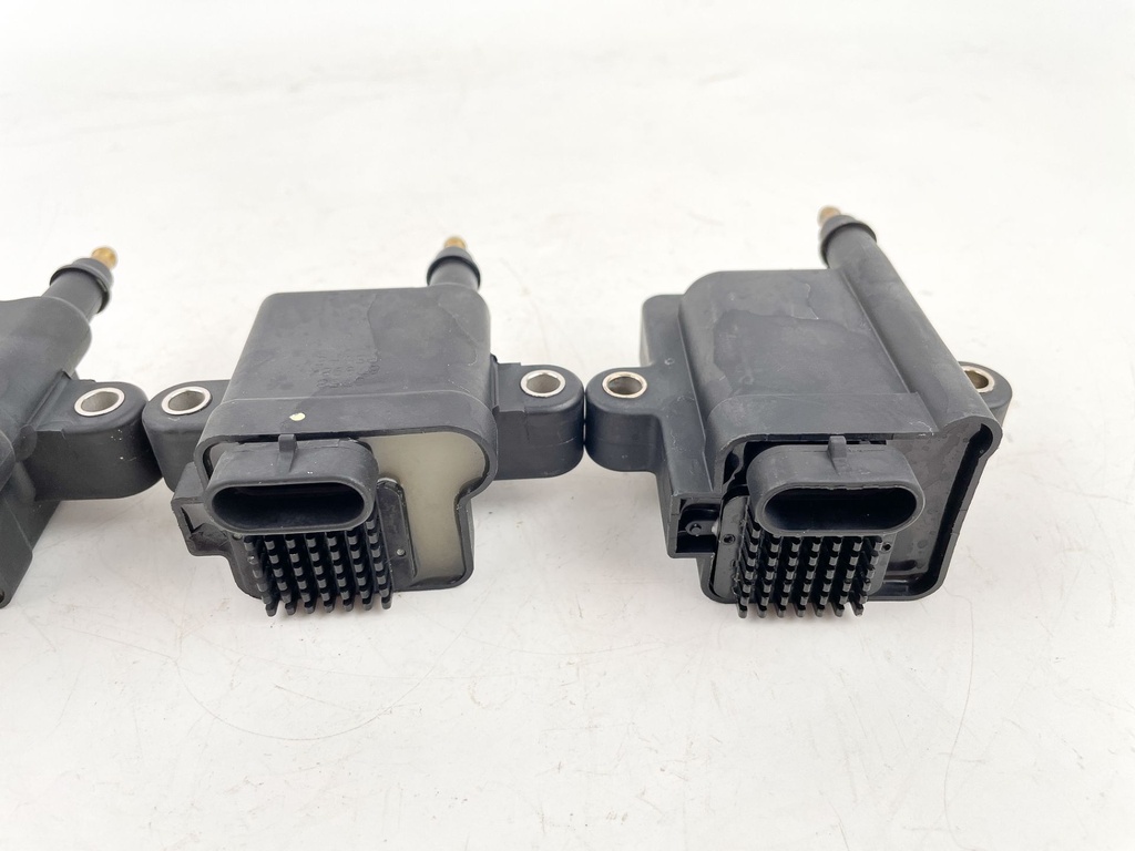 2008 Mercury 50 HP 4 Stroke Outboard Ignition Coil Set 879984T00 OEM