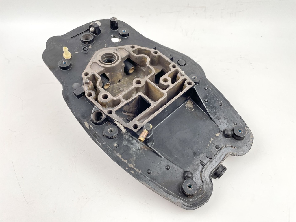 2008 Mercury 50 HP 4 Stroke Outboard Exhaust Plate Guide 825228T27 OEM