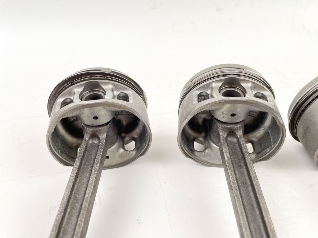 2008 Mercury 50 HP 4 Stroke Outboard Piston & Connecting Rod Set 893524T08 OEM