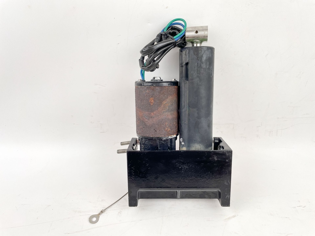 830150T2 Mercury 40 50 60 HP 2 Stroke Outboard Power Trim Tilt Unit Assembly 8M0055011