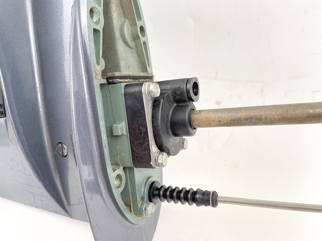 1994+ Yamaha 20 25 HP 2 Stroke Outboard Long Lower Unit Gear Case 6L2-45300-12-4D