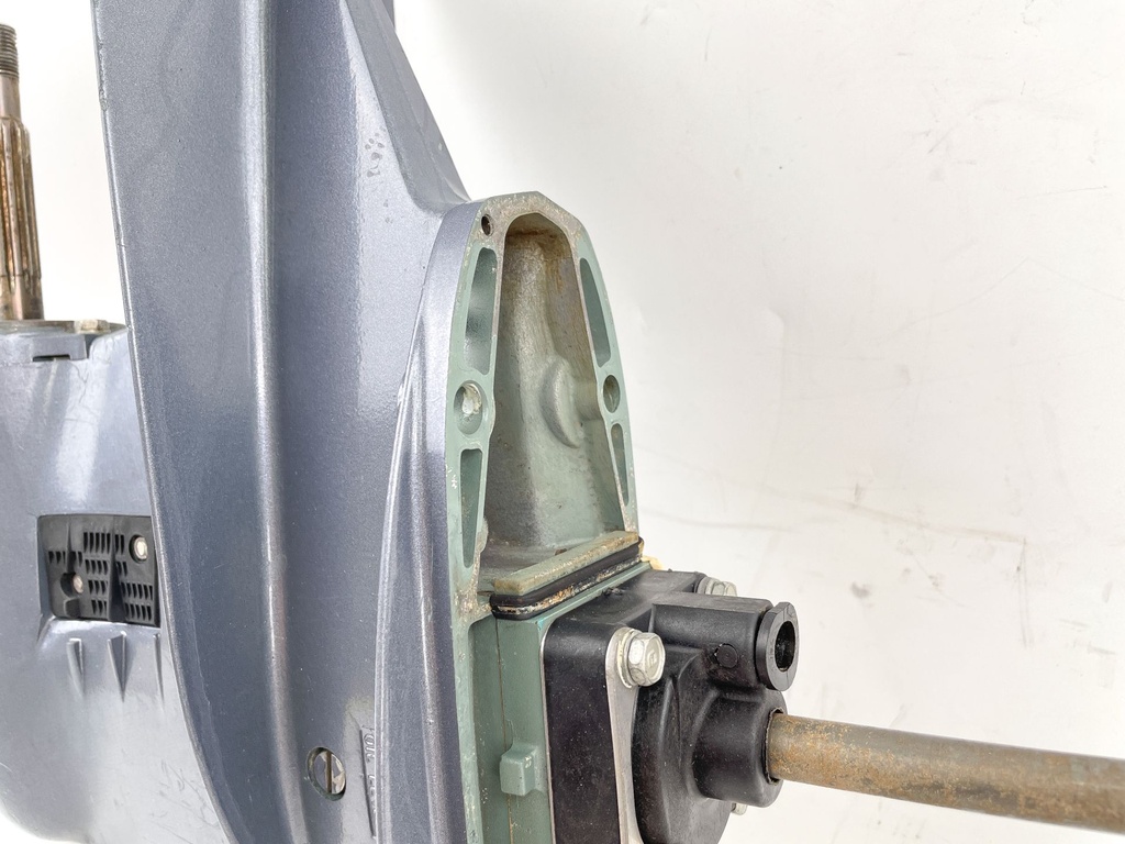 1994+ Yamaha 20 25 HP 2 Stroke Outboard Long Lower Unit Gear Case 6L2-45300-12-4D