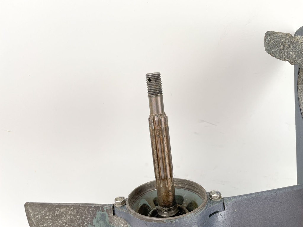 1994+ Yamaha 20 25 HP 2 Stroke Outboard Long Lower Unit Gear Case 6L2-45300-12-4D