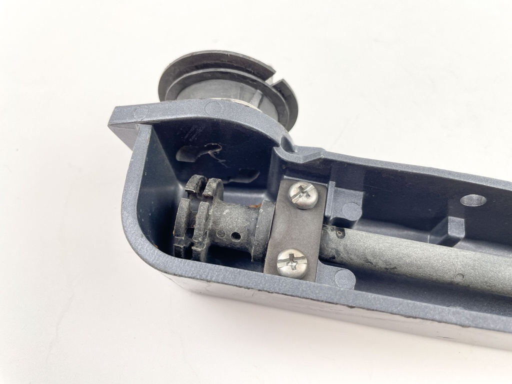 1994 Yamaha 25 HP 2 Stroke Outboard Tiller Steering Handle 6L2-W0084-00-4D OEM