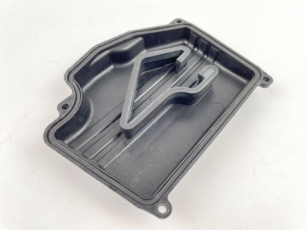 1994 Yamaha 25 HP 2 Stroke Outboard Intake Air Silencer Assembly 6L2-14418-00-00 OEM