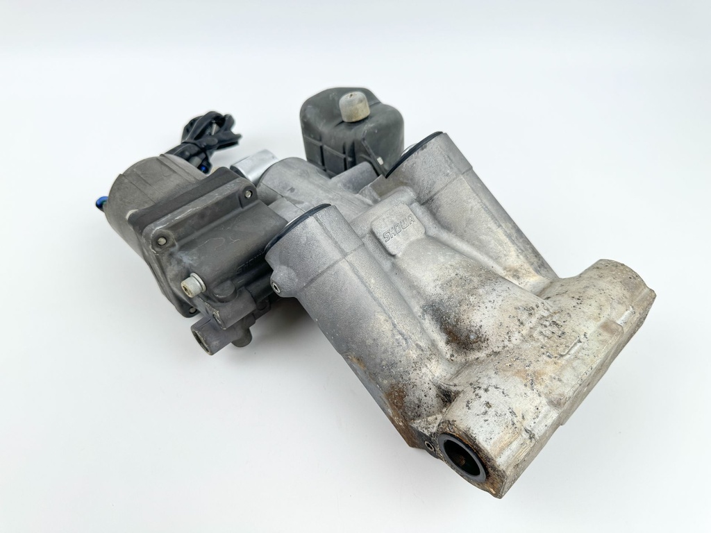 2004 Honda 90 HP 4 Stroke Outboard Power Trim Tilt Unit 56000-ZW1-708 OEM