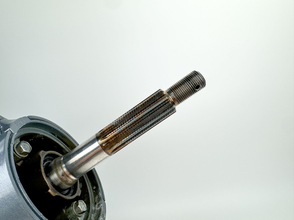 69J-45300-21-8D Yamaha 200 225 HP 25" XL Lower Unit Gear Case RH 2002-2015