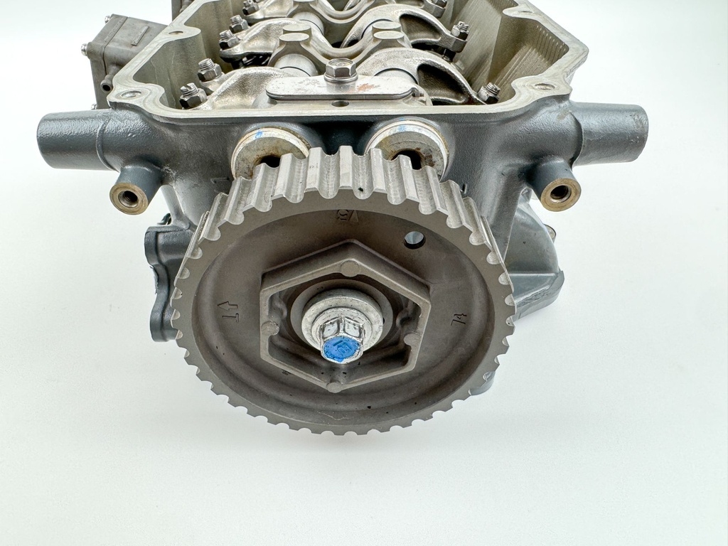 2004 Honda 90 HP 4 Stroke Outboard Cylinder Head 12210-ZW1-010ZA OEM