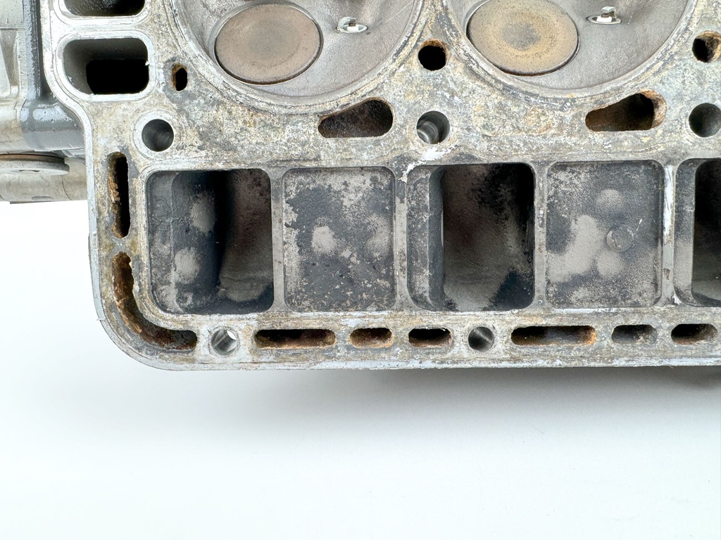 2004 Honda 90 HP 4 Stroke Outboard Cylinder Head 12210-ZW1-010ZA OEM