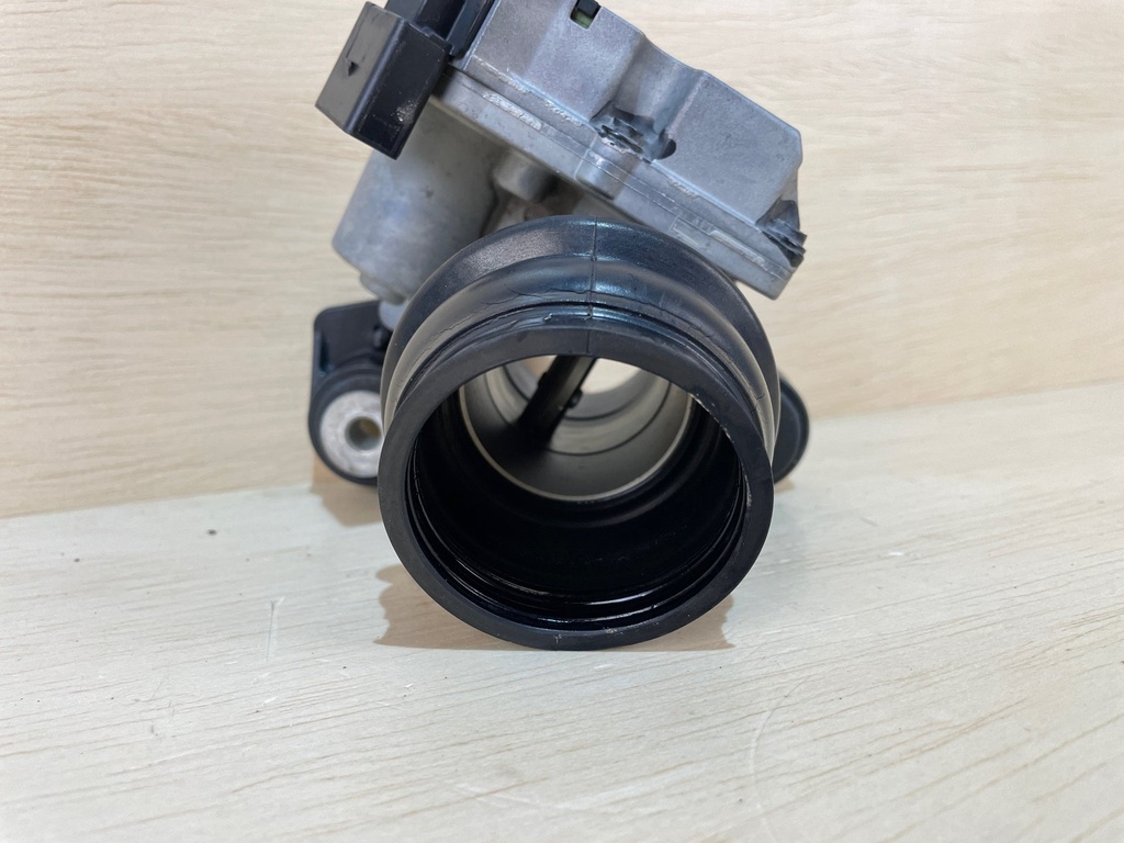 Mercury Verado 350HP Boost Valve Assembly 884408A08 884408T05 884408A07