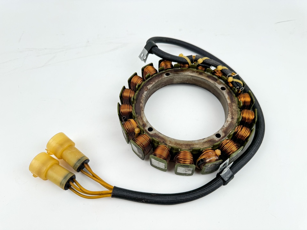 2004 Suzuki 250 HP 4 Stroke Outboard Stator Charging Coil 32120-93J10 OEM