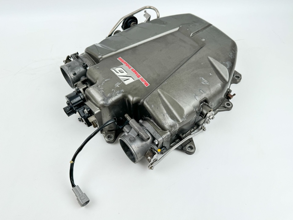 2004 Suzuki 250 HP 4 Stroke Outboard Air Intake Collector 13130-93J21 OEM