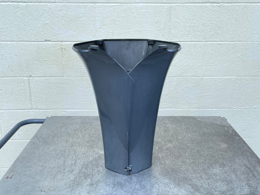 Yamaha 150 175 200 HP 2 Stroke Outboard Lower Apron 2000-2008