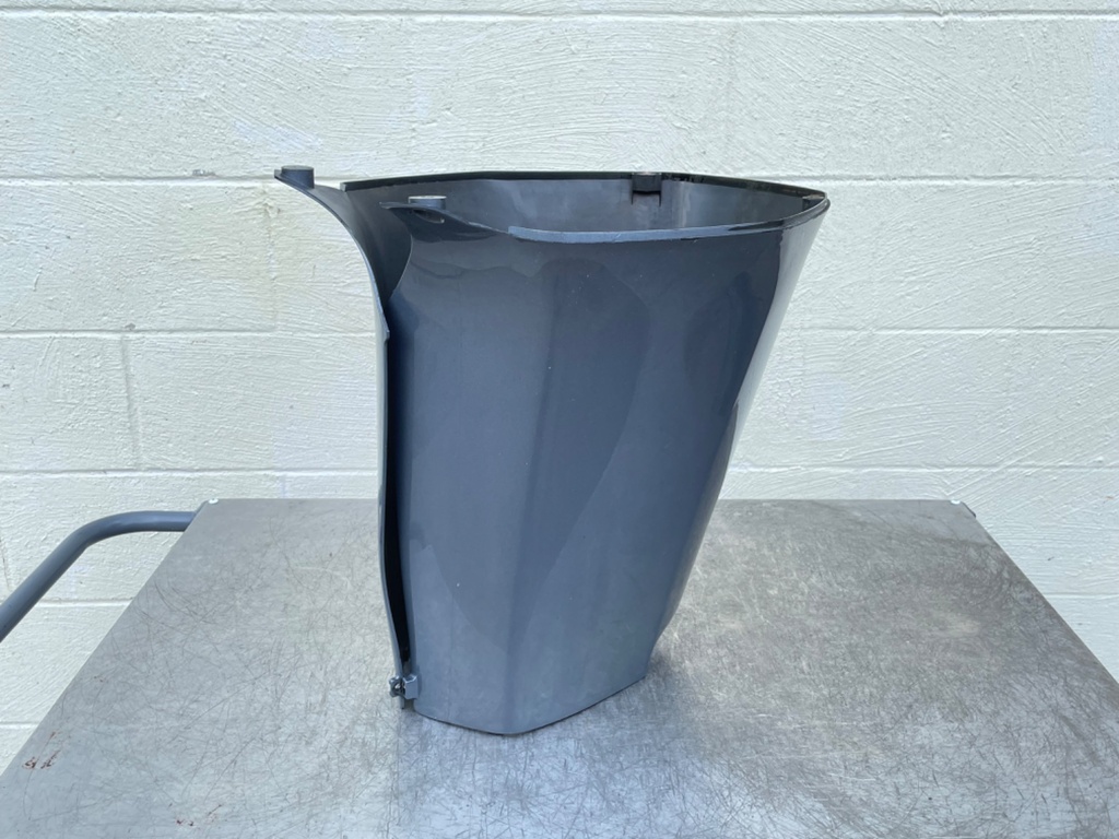 Yamaha 150 175 200 HP 2 Stroke Outboard Lower Apron 2000-2008