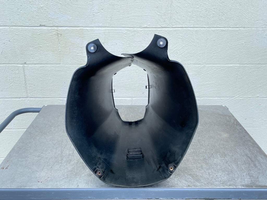 Yamaha 150 175 200 HP 2 Stroke Outboard Lower Apron 2000-2008