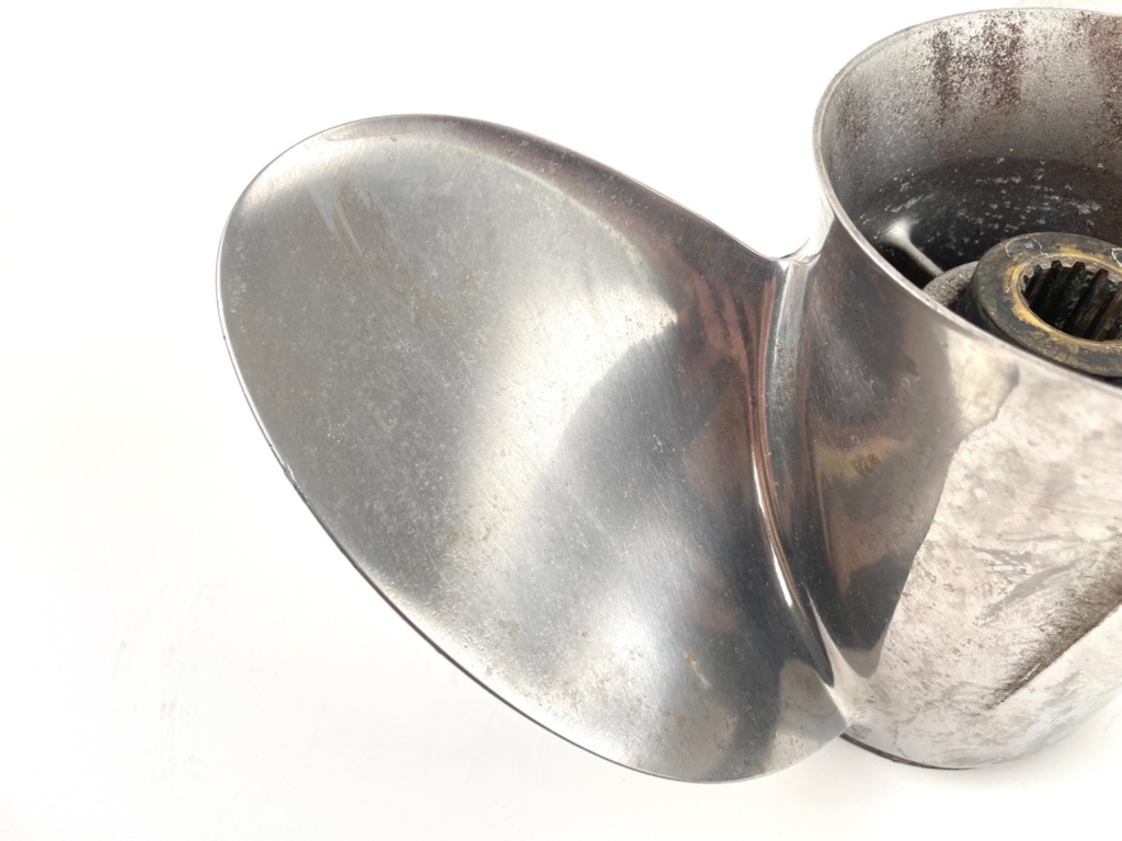 Michigan Wheel Stainless Steel Prop 3 Blade 14 1/4" x 17P LH 993013