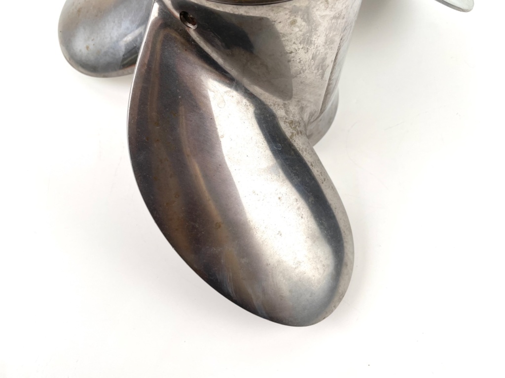 Michigan Wheel Stainless Steel Prop 3 Blade 14 1/4" x 17P LH 993013