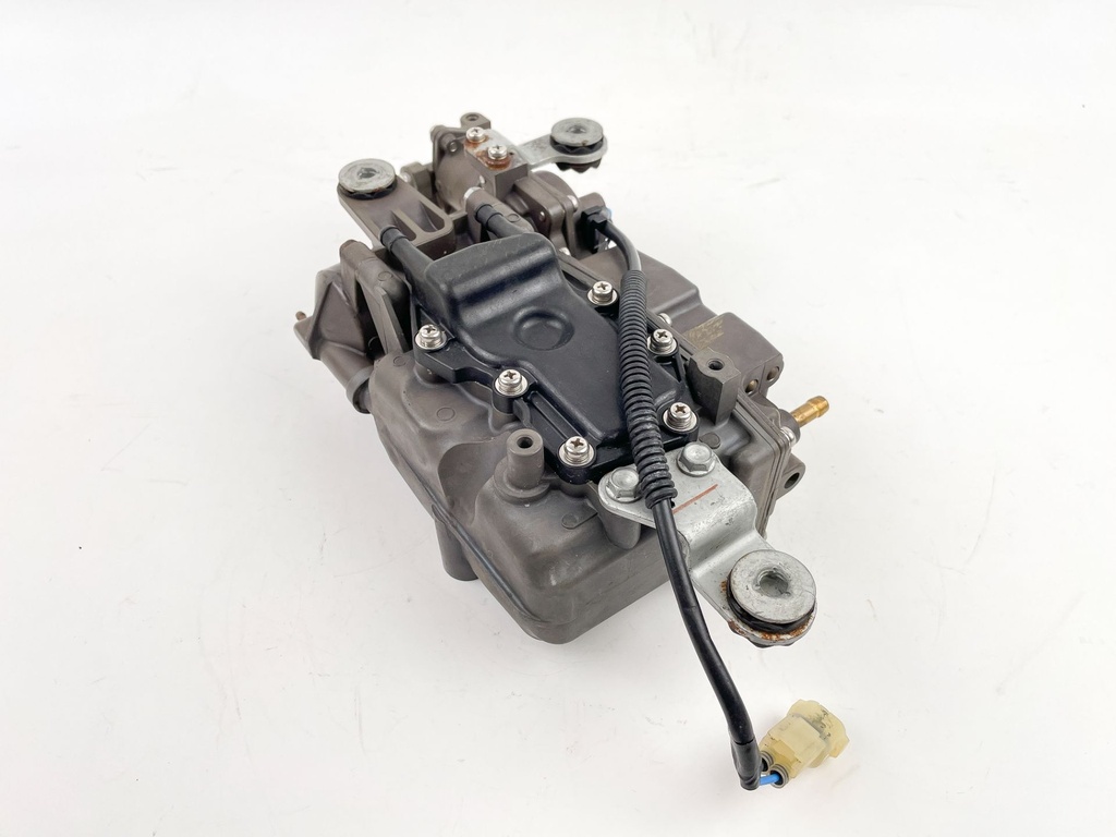 2004 Honda 130 HP 4 Stroke Outboard Vapor Separator Tank VST 16730-ZW5-033 OEM