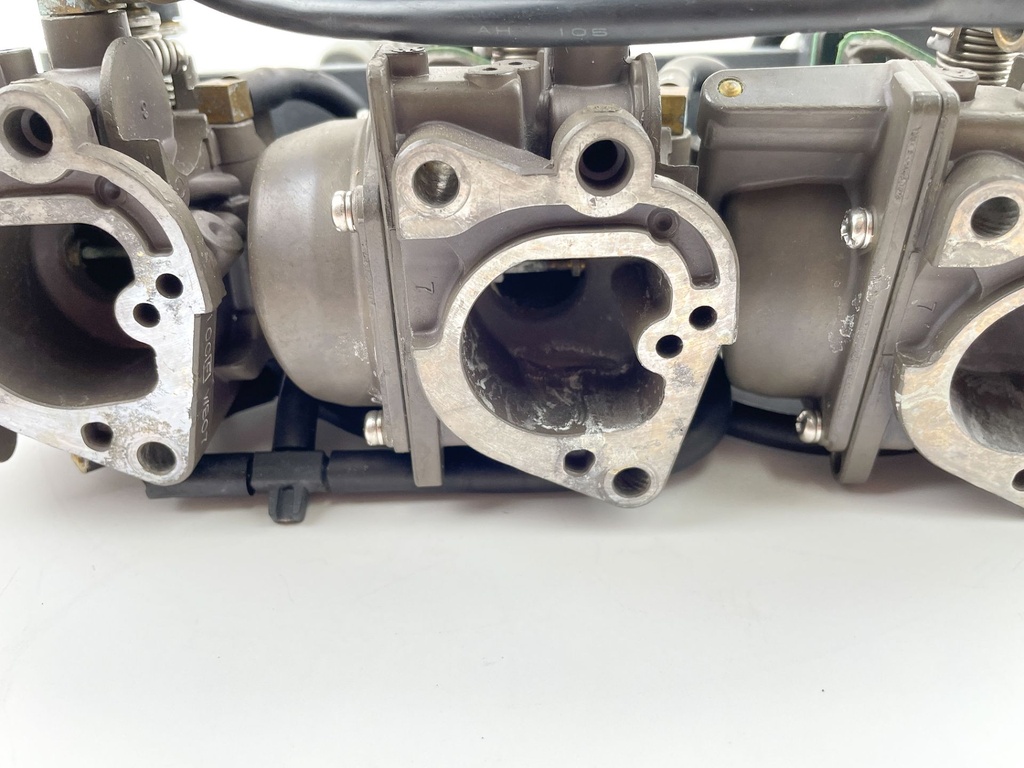 2007 Honda 25 HP 4 Stroke Outboard Carburetor Set 16101-ZV7-F04 OEM