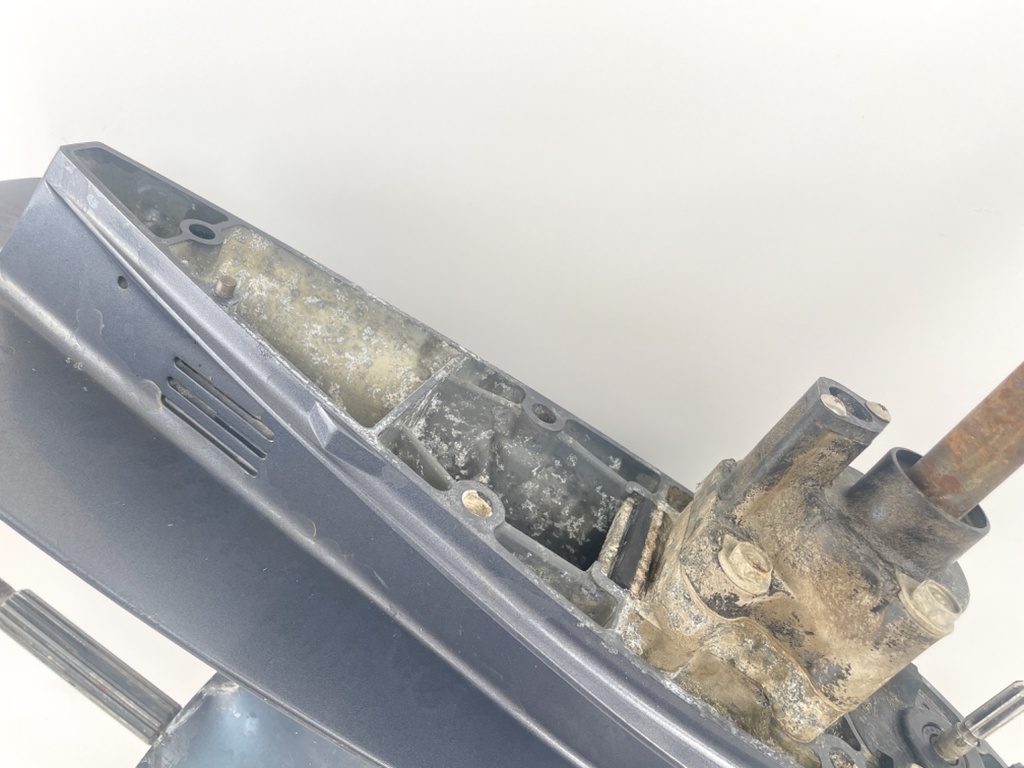 Yamaha F 75 80 90 100 HP 4 Stroke Outboard 20" Lower Unit Gear Case