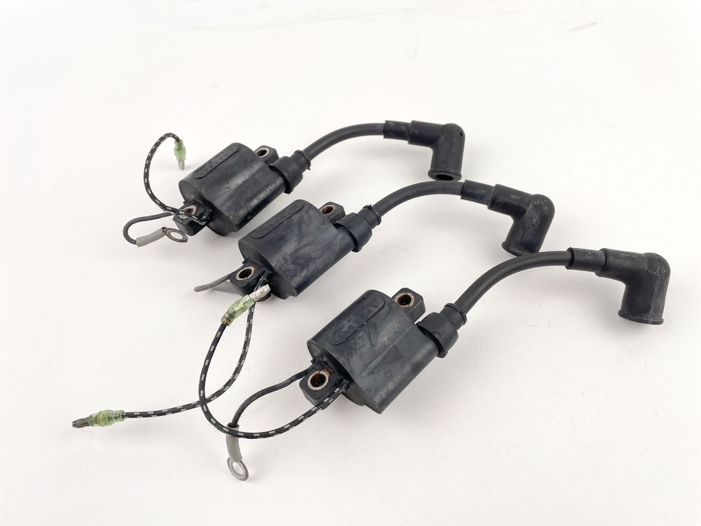 1999 Yamaha 30 HP 2 Stroke Outboard Ignition Coil Set 6J8-85570-21-00 OEM