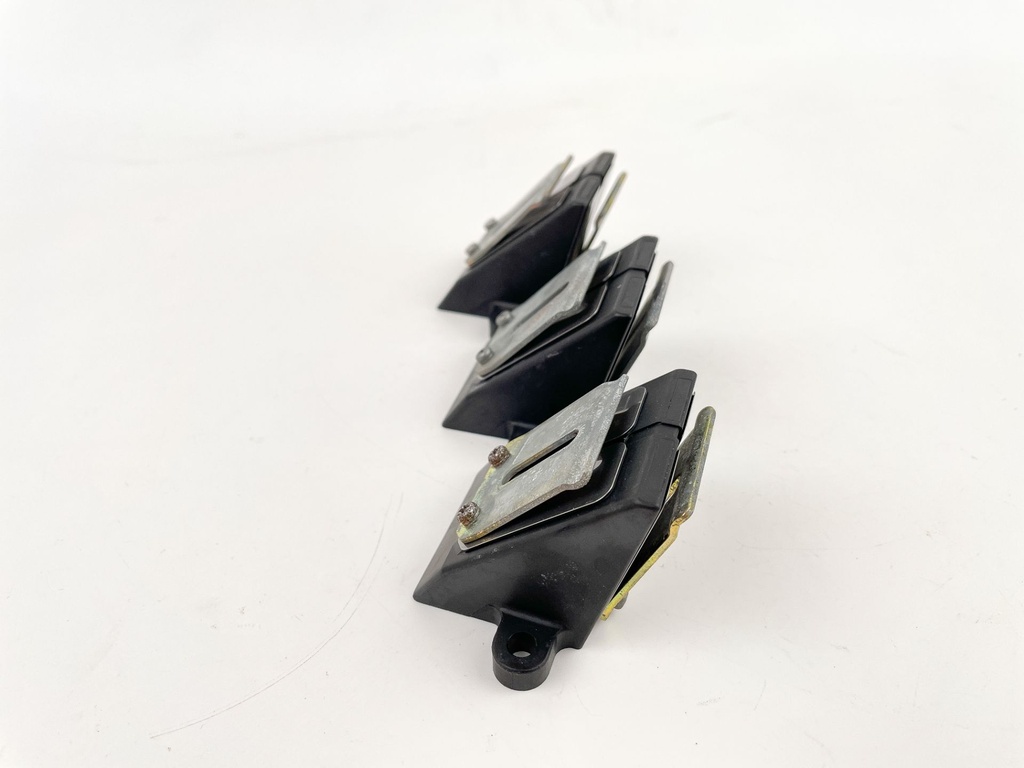 1999 Yamaha 30 HP 2 Stroke Outboard Reed Valve Assembly 6J8-13610-00-00 OEM