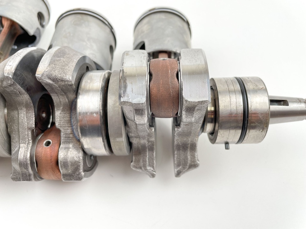 1999 Yamaha 30 HP 2 Stroke Outboard Crankshaft W/ Pistons 6J8-11400-11-00 OEM