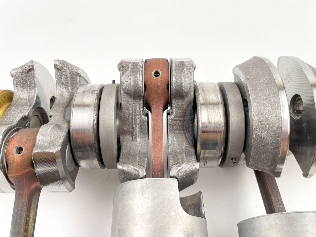 1999 Yamaha 30 HP 2 Stroke Outboard Crankshaft W/ Pistons 6J8-11400-11-00 OEM