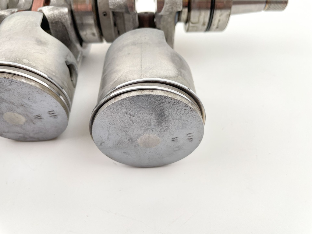 1999 Yamaha 30 HP 2 Stroke Outboard Crankshaft W/ Pistons 6J8-11400-11-00 OEM