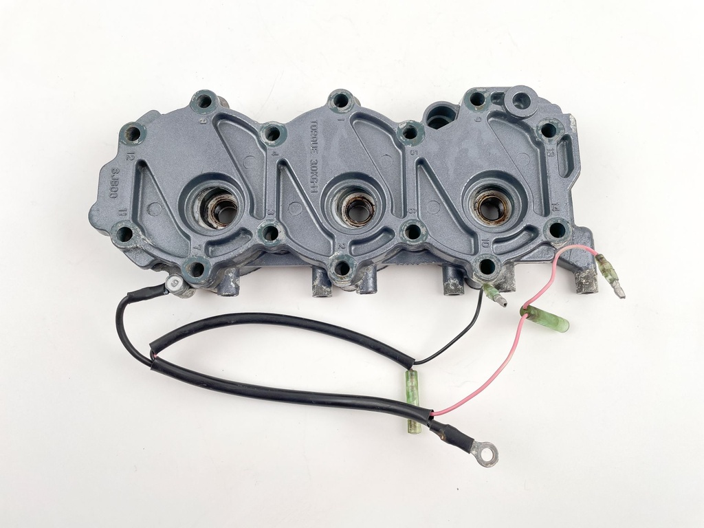 1999 Yamaha 30 HP 2 Stroke Outboard Cylinder Head 6J8-11111-00-94 OEM