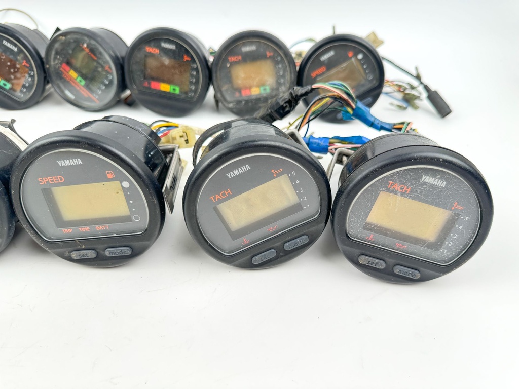 14 Yamaha Marine Outboard Digital Gauges Tachometer Speedometer - For Parts