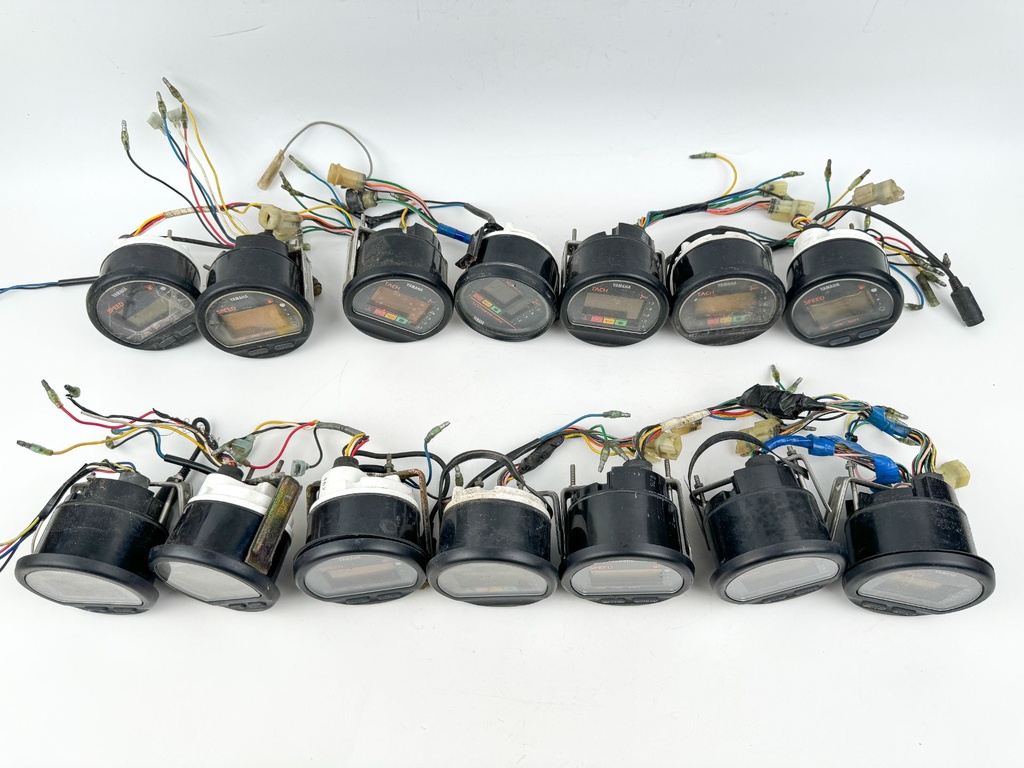 14 Yamaha Marine Outboard Digital Gauges Tachometer Speedometer - For Parts