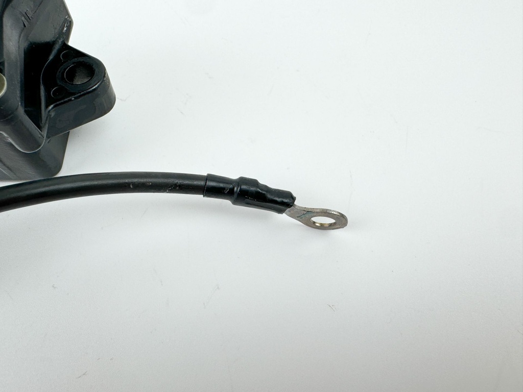 2005 Yamaha 225 HP 4 Stroke Outboard Trim Tilt Relay 69J-81950-11-00 OEM