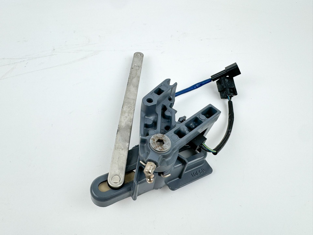 2005 Yamaha 225 HP 4 Stroke Outboard Shift Switch & Bracket 68F-8259F-00-00 OEM