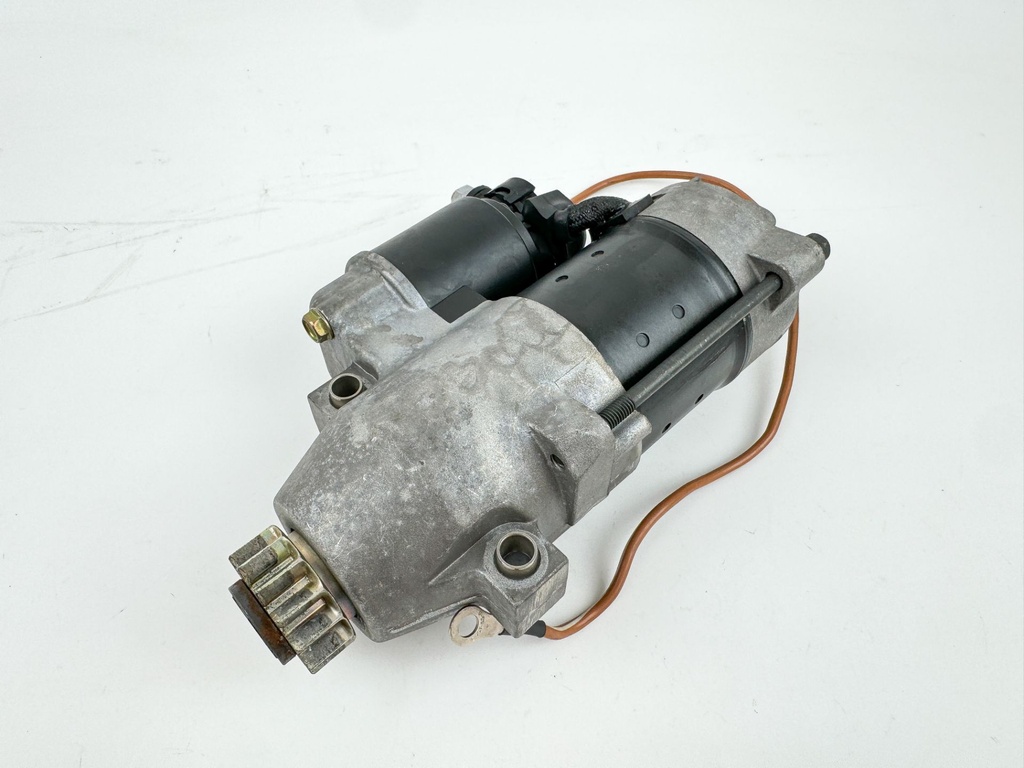 2005 Yamaha 225 HP 4 Stroke Outboard Starter Motor 69J-81800-00-00 OEM