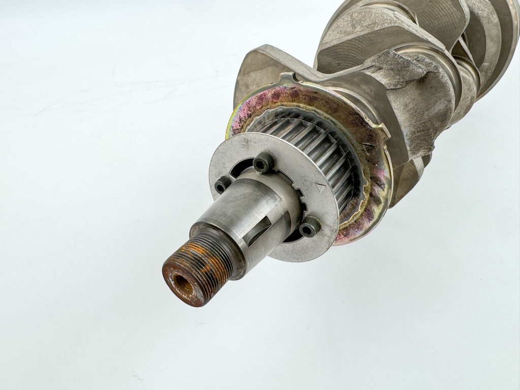 2005 Yamaha 225 HP 4 Stroke Outboard Crankshaft 69J-11411-00-00 OEM