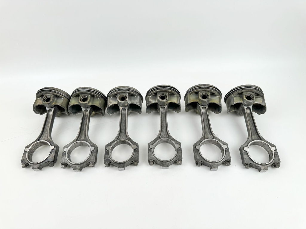 2005 Yamaha 225 HP 4 Stroke Outboard Piston & Connecting Rod Set 69J-11631-00-B0 OEM