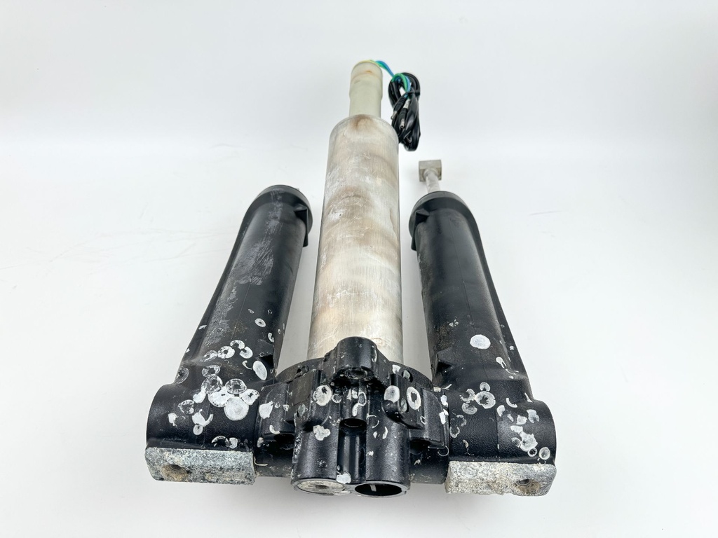 2005 Mercury 225 HP 4 Stroke Outboard Power Trim Tilt Unit 880658T OEM