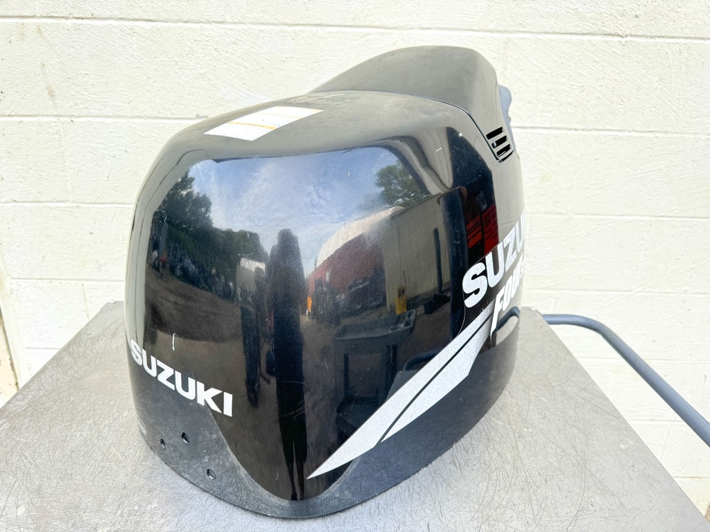 2004 Suzuki 140 HP 4 Stroke Outboard Top Cowling 61410-92845-0EP OEM